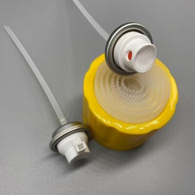 comprare Valvola Aerosol Detergente Schiumogeno con Tappo a Spazzola per Spray Detergente Interni Auto fabbricazione online