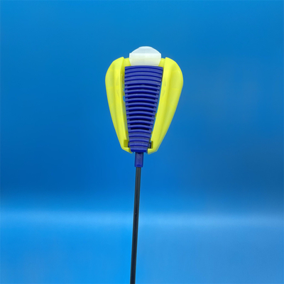 Spruzzatore pieghevole portatile per una conveniente irrigazione e pulizia in movimento