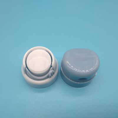 Valvola spray solare idratante ipoallergenica ultra-delicata per pelli sensibili e neonati con formulazione a base di materiali puri