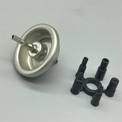 Una valvola di ricarica gas leggera da un pollice per applicazioni commerciali, domestiche e personali. La valvola presenta caratteristiche di tenuta e resistenza alla corrosione.